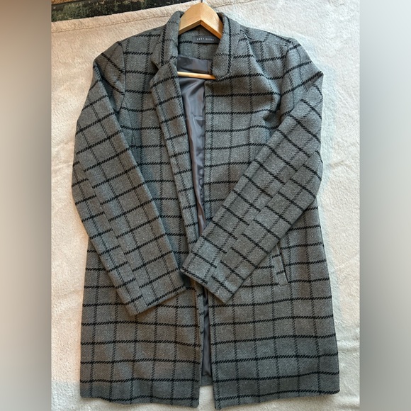 Winter Coat - Picture 2 of 2